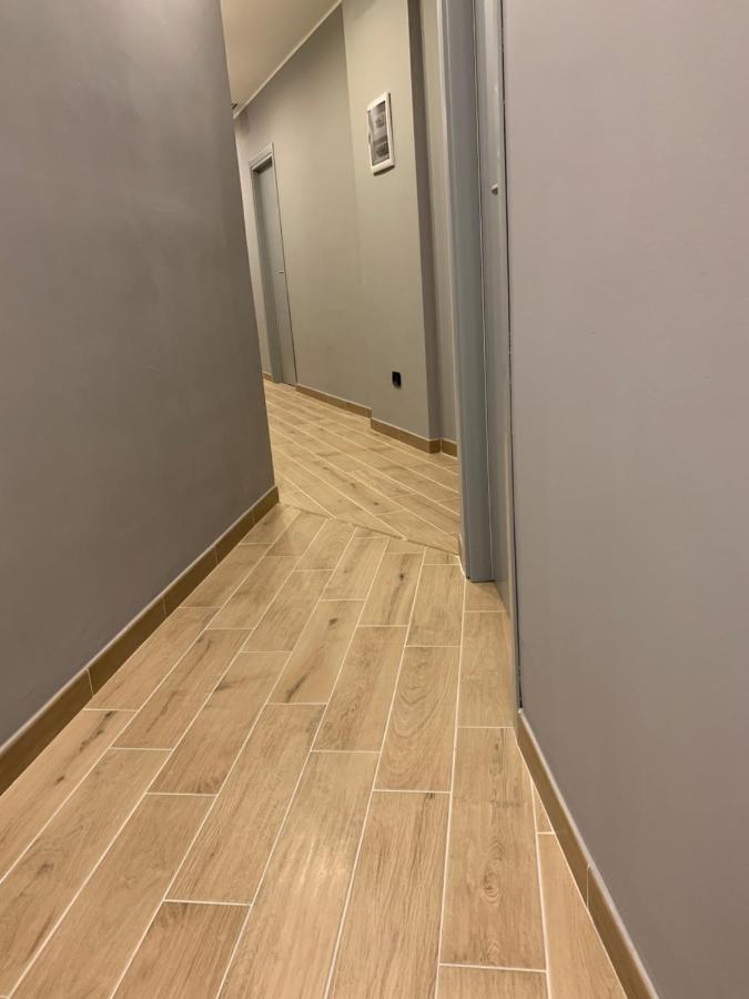 Marconi 2 Rooms โบโลญญา ภายนอก รูปภาพ